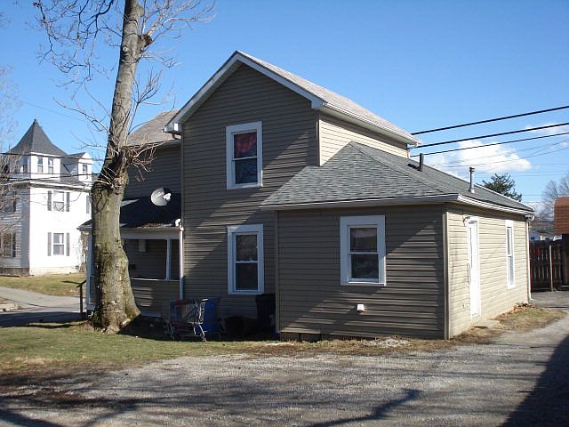 2nd image of 133 Klerx Ave