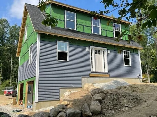 5 Laura Drive, Rochester, NH 03867