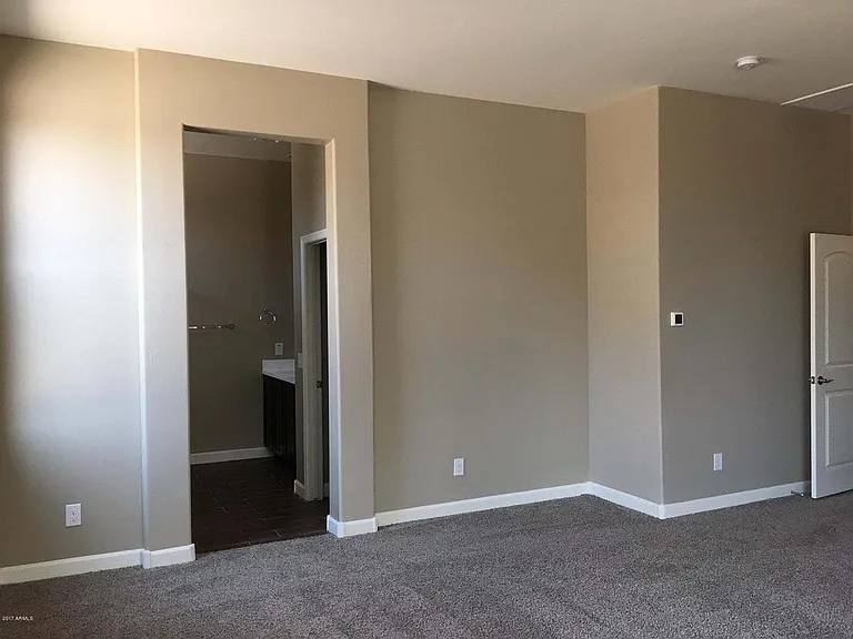 20290 N Codey Cir — Photo 8