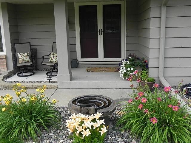 Double door front entryway was recently remodeled and leads to a spacious front entry.