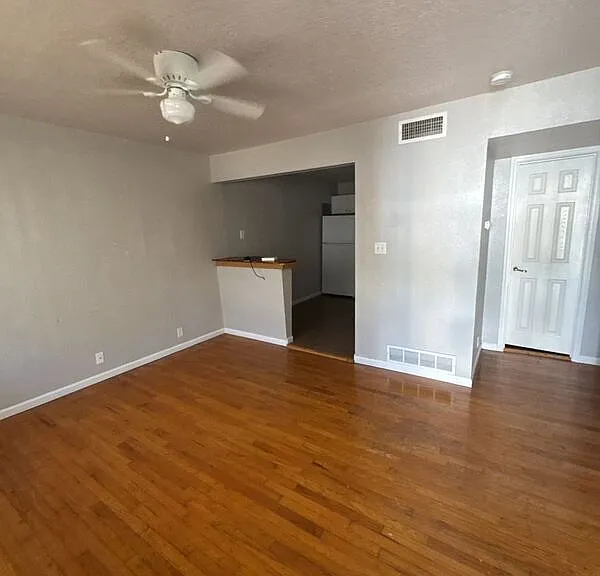 1403 Tennessee St #9 — Photo 4
