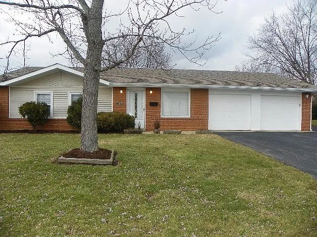 10045 Sturgeon Ln photo 1