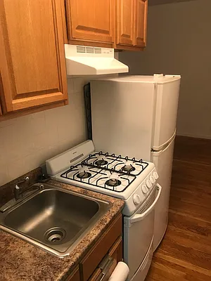 Rented by Michael Palmieri, LREB | media 24