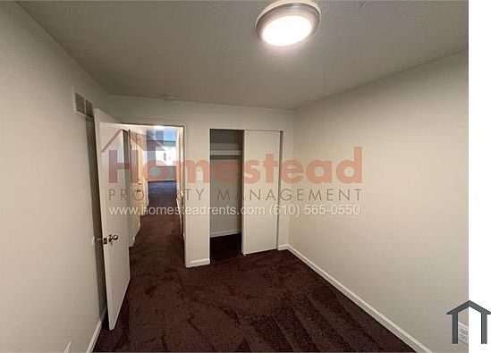 3rd image of 502 N Sycamore Ave Floor 2