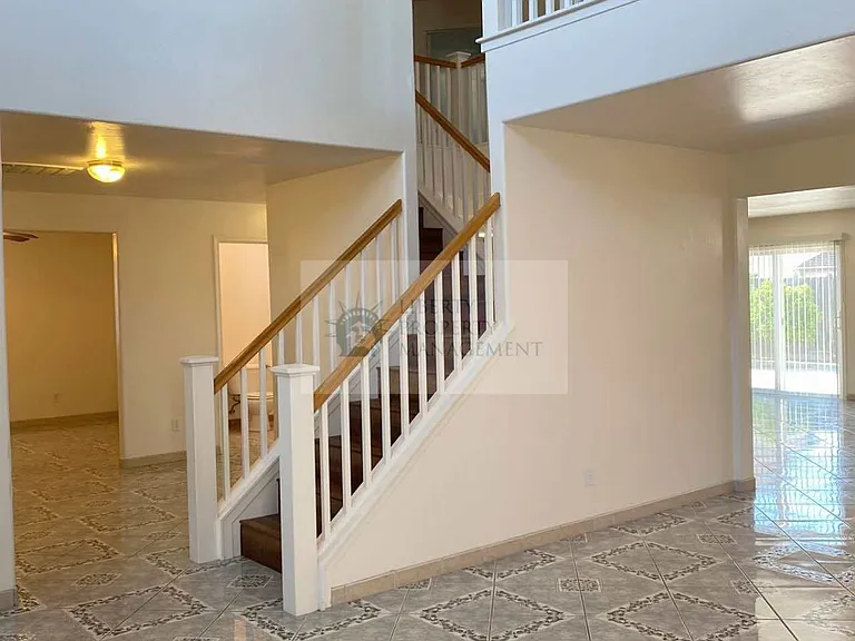 6206 E Bellaire Way — Photo 3