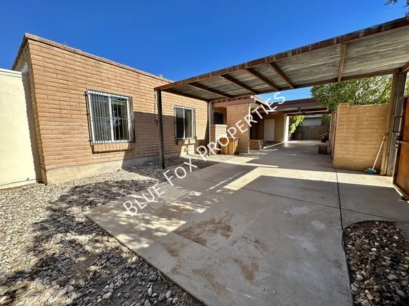 8825 E Old Spanish Trl, Tucson, AZ 85710