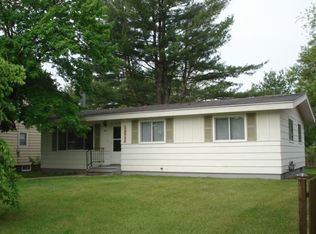 1211 S Bartlett St, Shawano, WI 54166