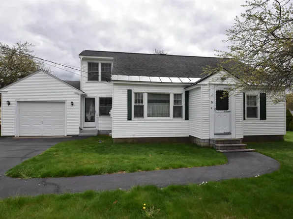51 Granite Street, Hooksett, NH 03106