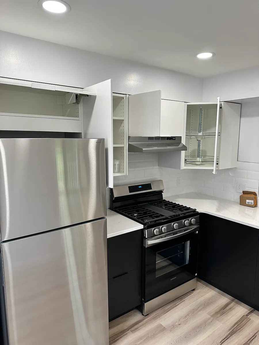 Building Photo - 406B Saxony Dr #406B