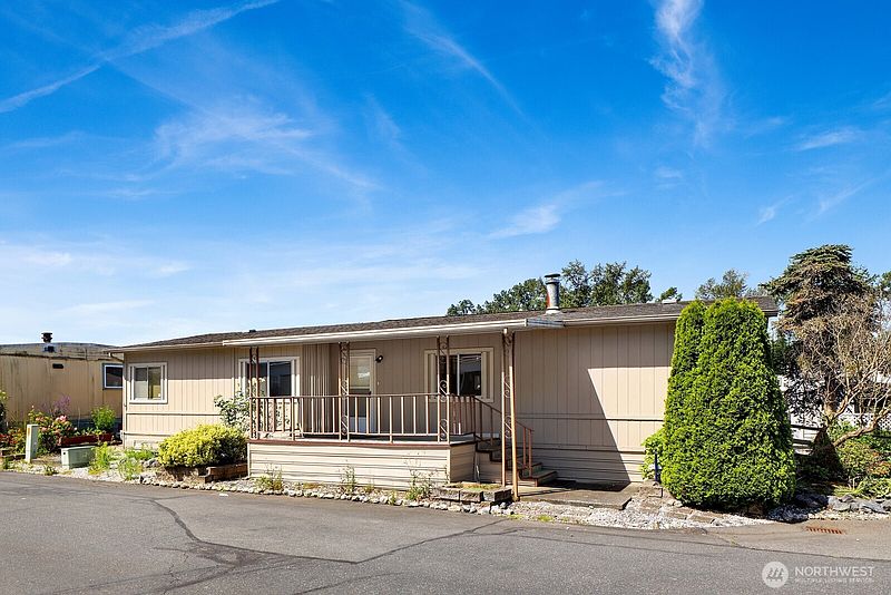 3rd image of 1200 Lincoln Street #231