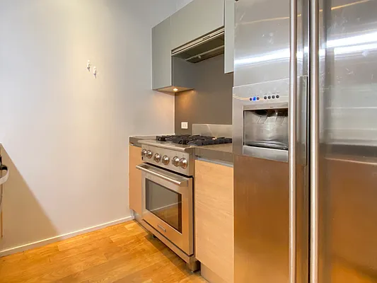 Rented by Douglas Elliman | media 4