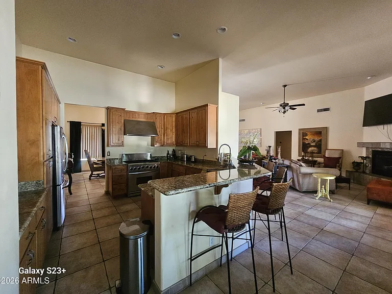 5118 W Winston Dr — Photo 8