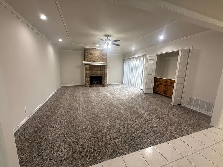 206 Cambridge Rd — Photo 6