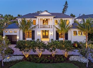 1655 Gordon Dr, Naples, FL 34102