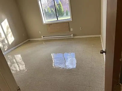 311R East Street - 9 — Photo 2