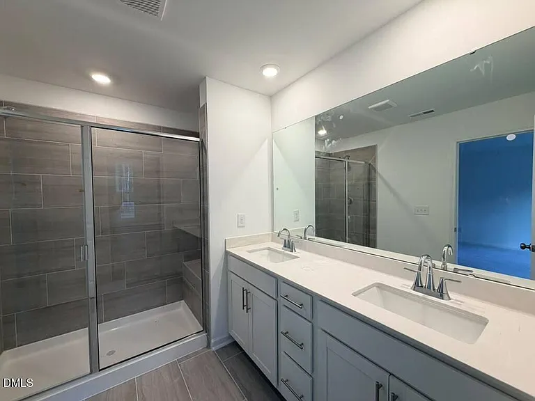 228 Deercroft Dr — Photo 15