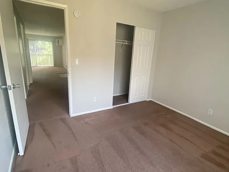 7531 Knott Ave — Photo 9