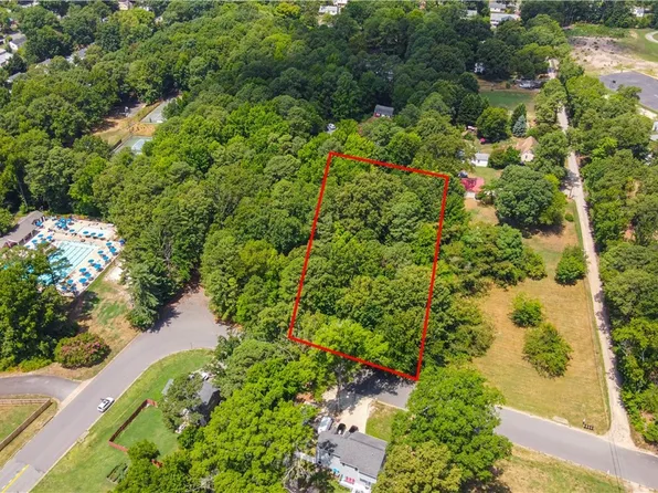 8647 Nesslewood Rd #3, Henrico, VA 23229