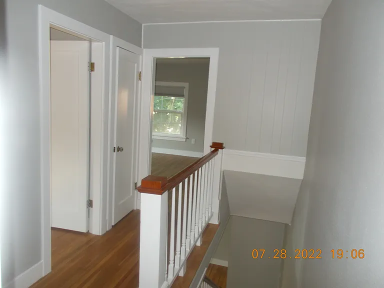 204 E 1st St #204 — Photo 3