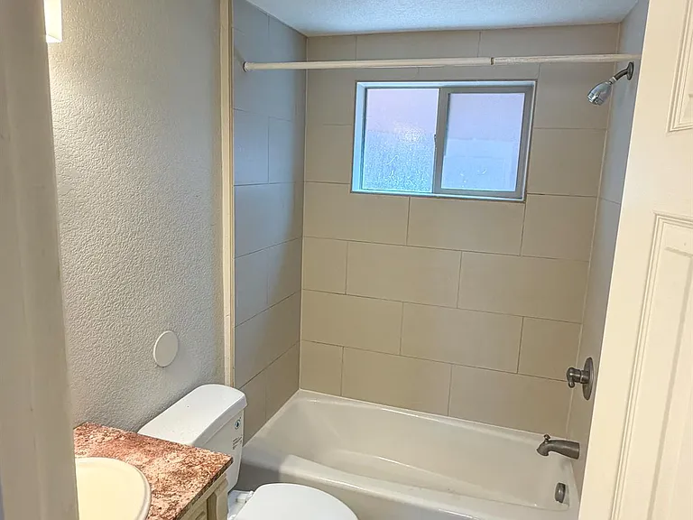 The Pearl Apartments — Photo 33
