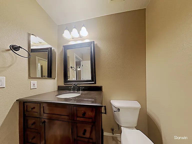 15525 W Port Royale Ln — Photo 13