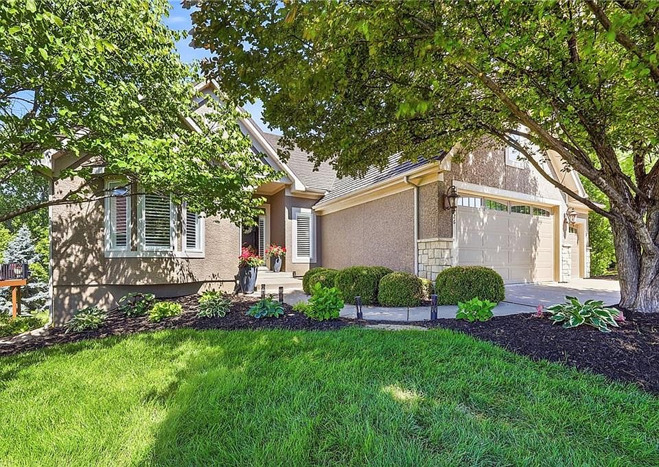 1st image of 9926 Fountain Cir