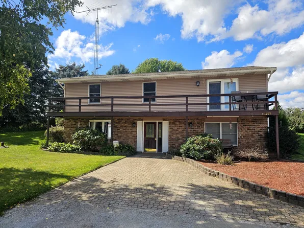 10457 S Gordon Ave, Grant, MI 49327