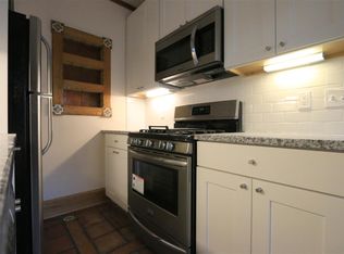 902 Massachusetts Ave #5R, Cambridge, MA 02139