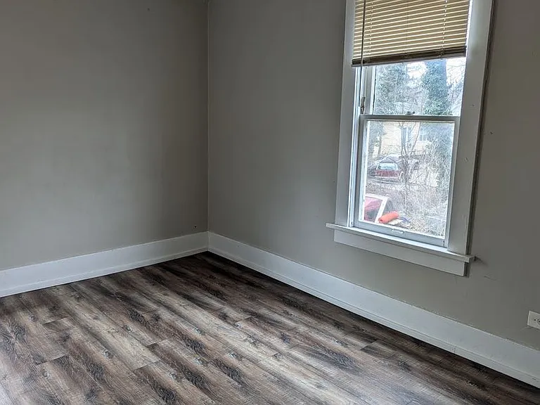 1229 Peck St — Photo 14