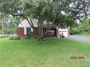 18 Dorcas Ave, Caribou, ME 04736