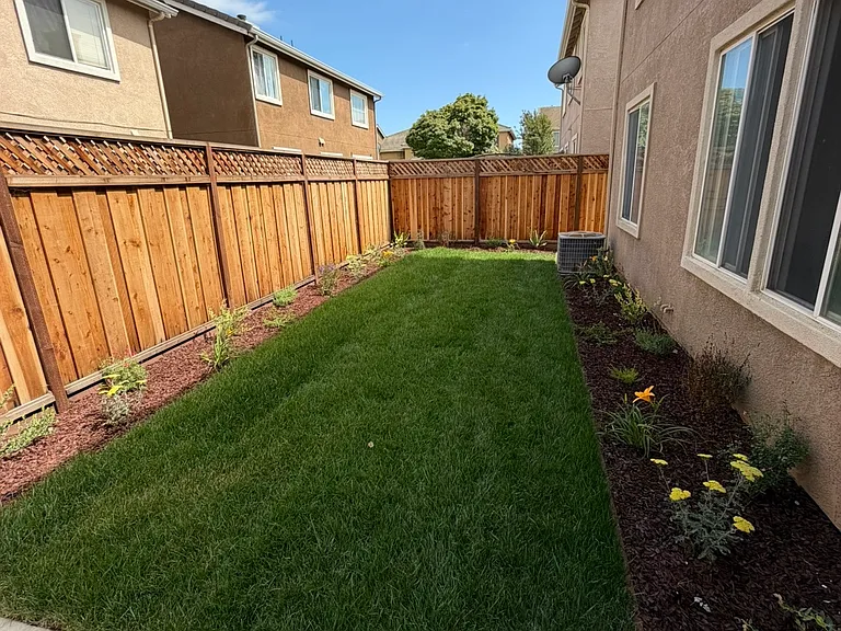 8922 Del Rio Cir — Photo 46