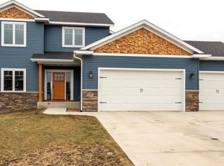 340 5th St SE, Oronoco, MN 55960