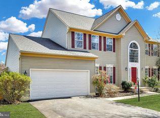 8437 Summer Breeze Pl, Manassas, VA 20112