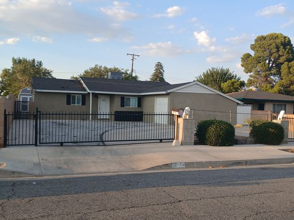 1211 E Avenue R3