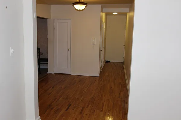 Sold by Superior Realty Service | media 20