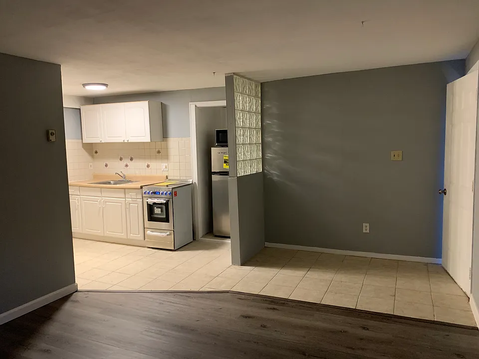 103B Echo Ave #B