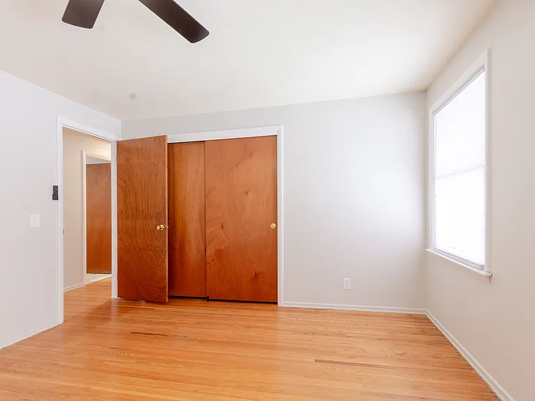 1 Larkspur Ln — Photo 13