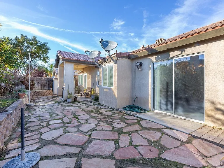 11705 Stellar Ave — Photo 15