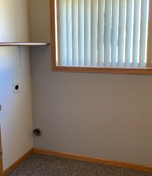 2502 Wilson St — Photo 9