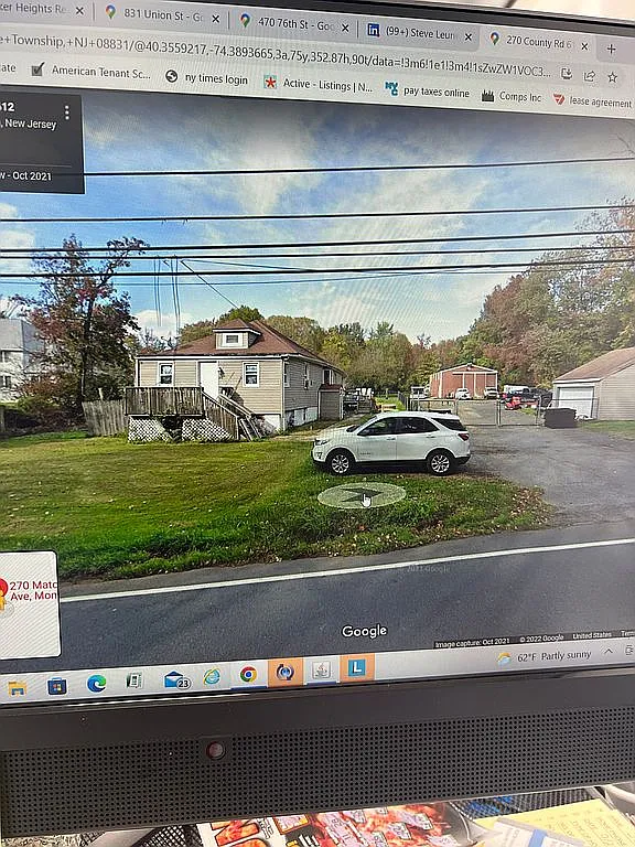 270 Matchaponix Ave photo 1