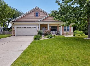 6557 Spring Meadow Ln, Racine, WI 53406