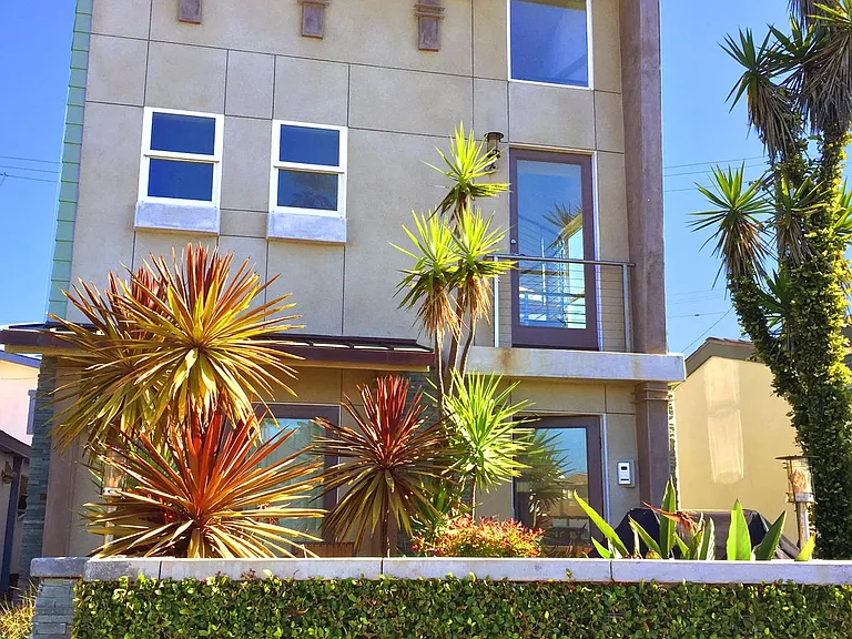 1826 W Balboa Blvd — Photo 21