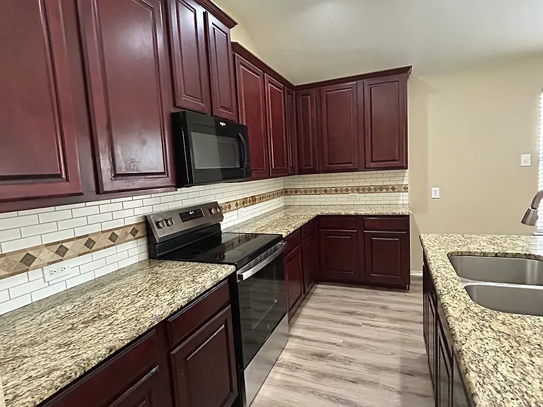 5104 Blackelm Dr — Photo 5