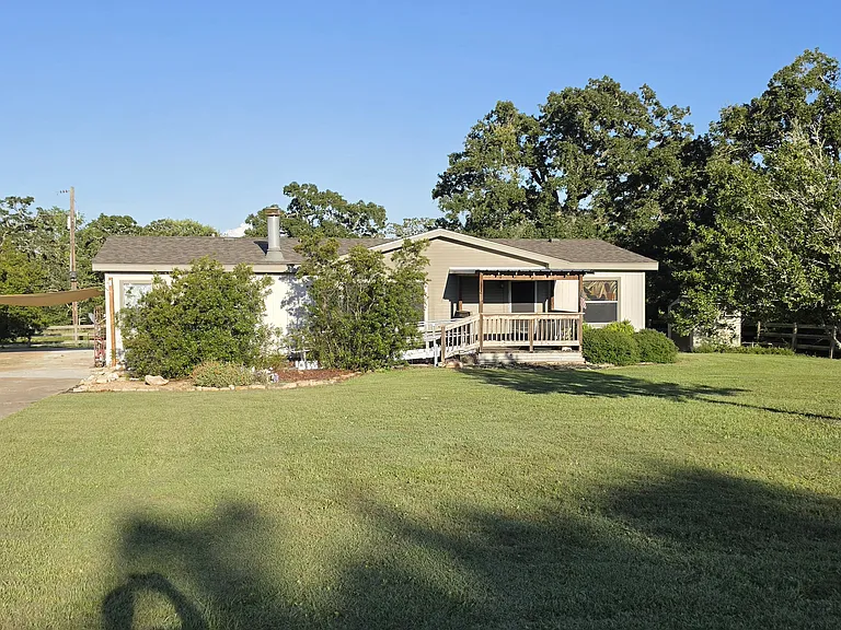 638 Hoosier Ln — Photo 5