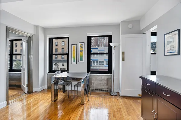 Sold by Patrick Quagliano, LREB | media 3