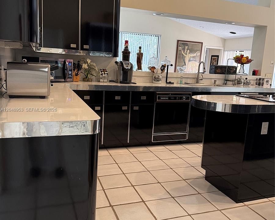 1st image of 7125 Montrico Dr