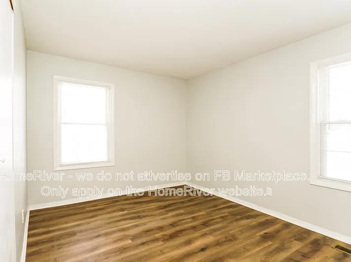 970 Edgewood Dr — Photo 8