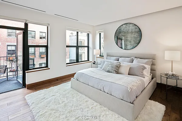 Sold by Town Residential | media 20