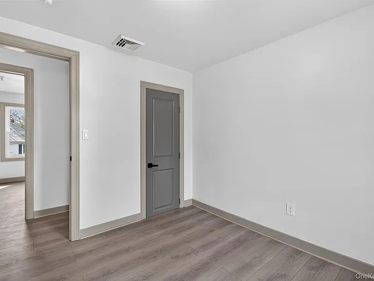 62 Poplar St — Photo 29