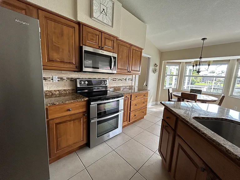 1001 Mineo Dr — Photo 12